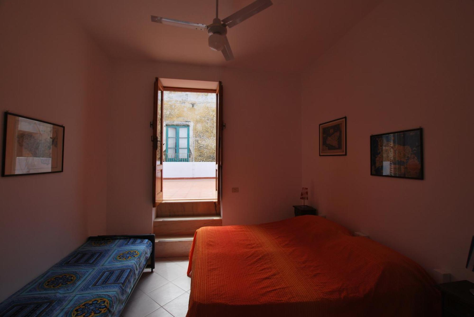Vulcanoconsult Appartamenti Spiaggia Lipari  Exterior photo