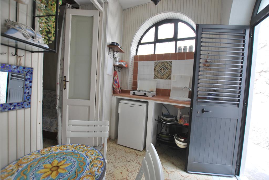 Vulcanoconsult Appartamenti Spiaggia Lipari  Exterior photo